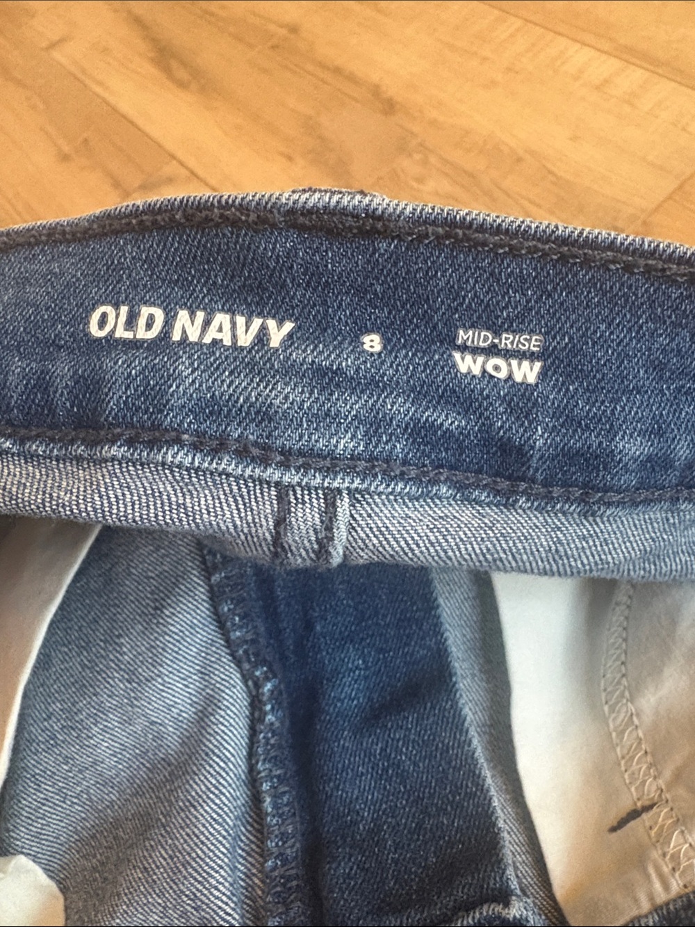 Old Navy Dark Blue Rolled-Hem Denim Shorts - Picture 3 of 3